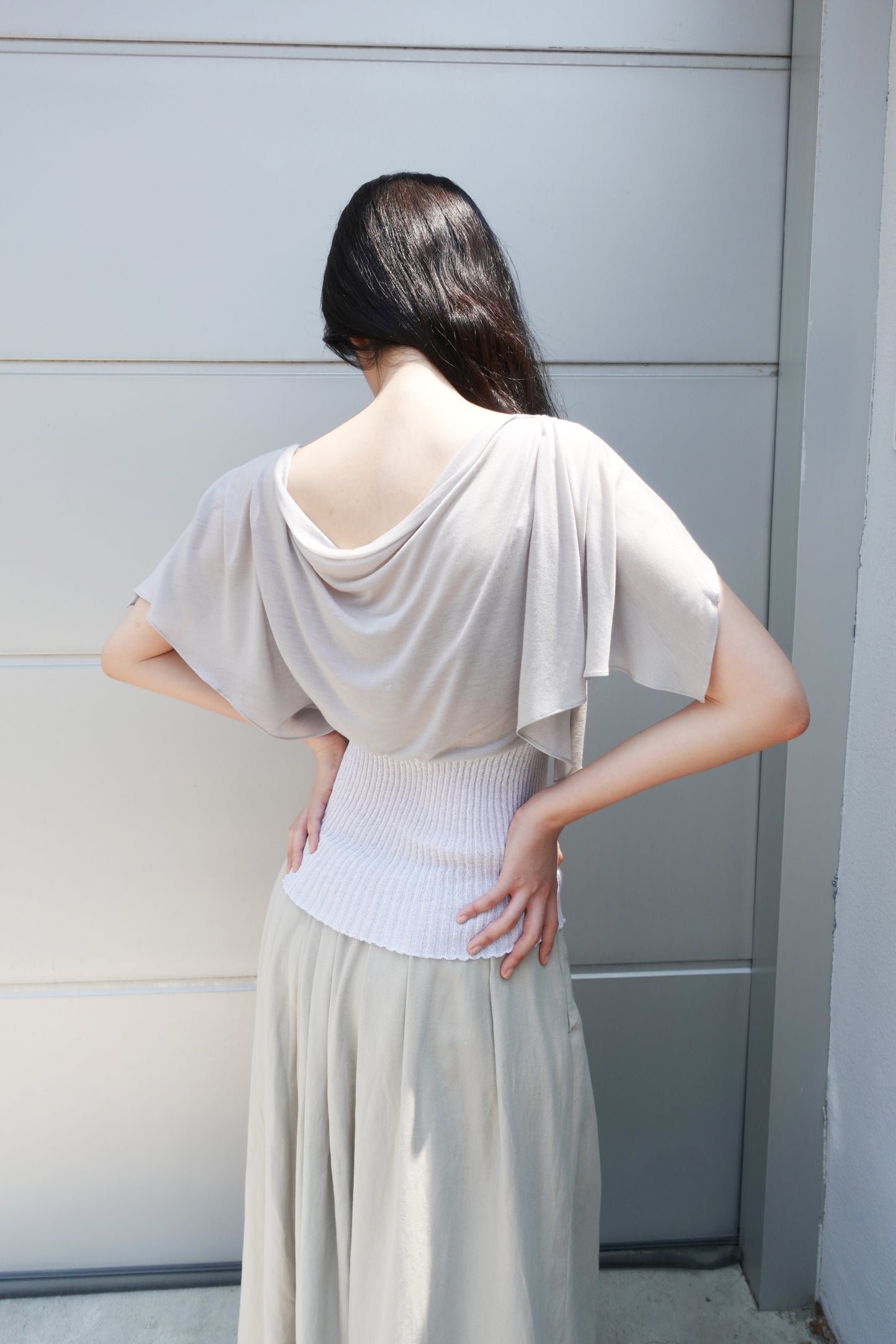 RIB 005 'Dancing Sleeves Back knit Jersey Top'